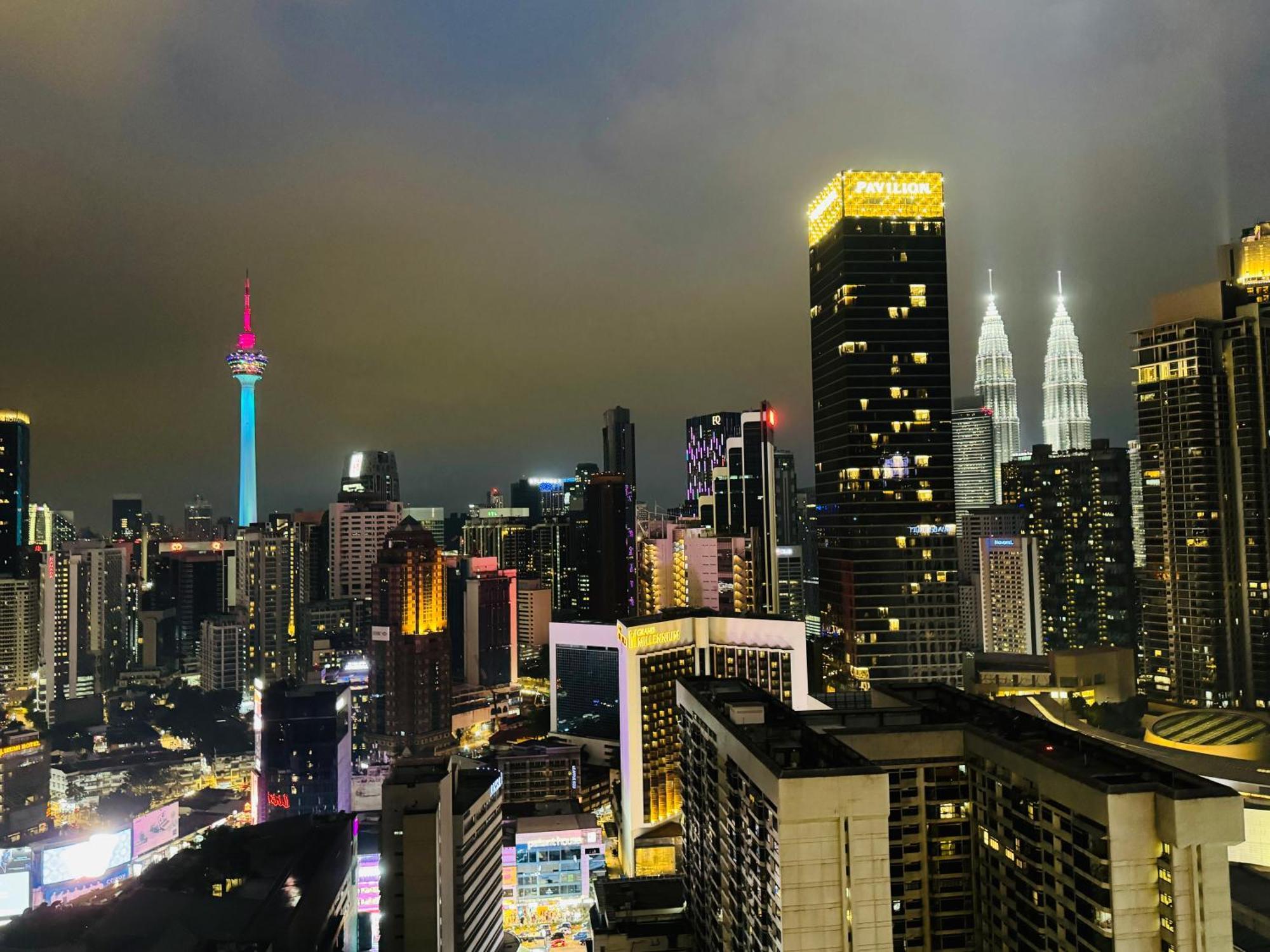 Luxury Suites At Axon Residence Kuala Lumpur Exterior foto